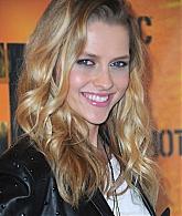 IAmNumberFour_CastMeetGreet_Arrivals_2011_28629.jpg