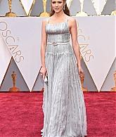 AcademyAwards17_Arrivals_ATP_289629.jpg