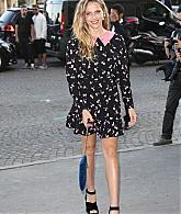 Filename=MiuMiuCruiseShow_PFW17_Outside_ATP_285729.jpg
Filesize=651KiB
Dimensions=2668x4000
Date added=Nov 12, 2025 MiuMiuCruiseShow_PFW17_Outside_ATP_285729.jpg