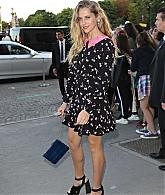 Filename=MiuMiuCruiseShow_PFW17_Outside_ATP_285829.jpg
Filesize=684KiB
Dimensions=2669x4000
Date added=Nov 12, 2025 MiuMiuCruiseShow_PFW17_Outside_ATP_285829.jpg