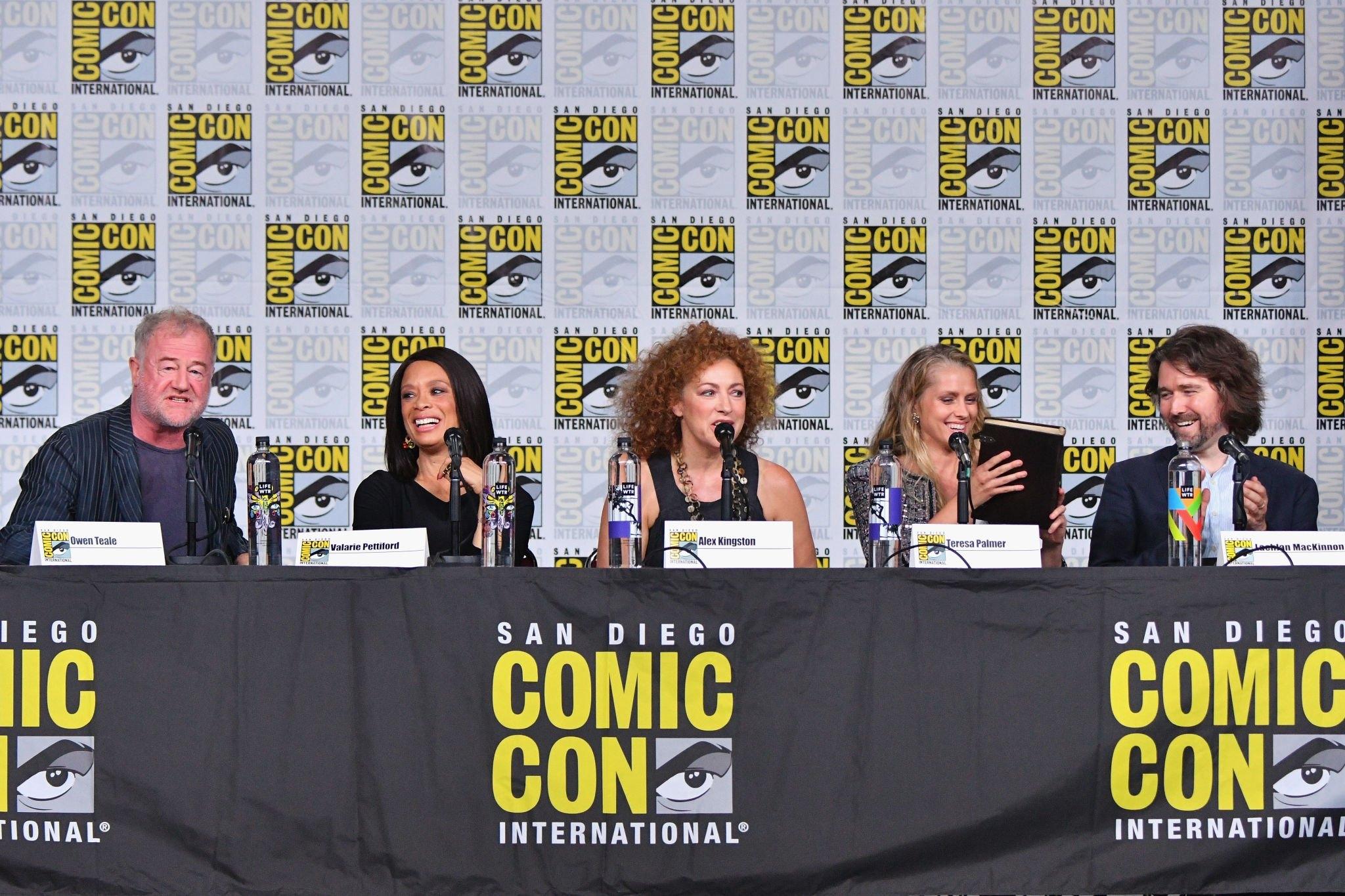 ADOW_Panel_SanDiegoComicCon_Getty_282629.jpg