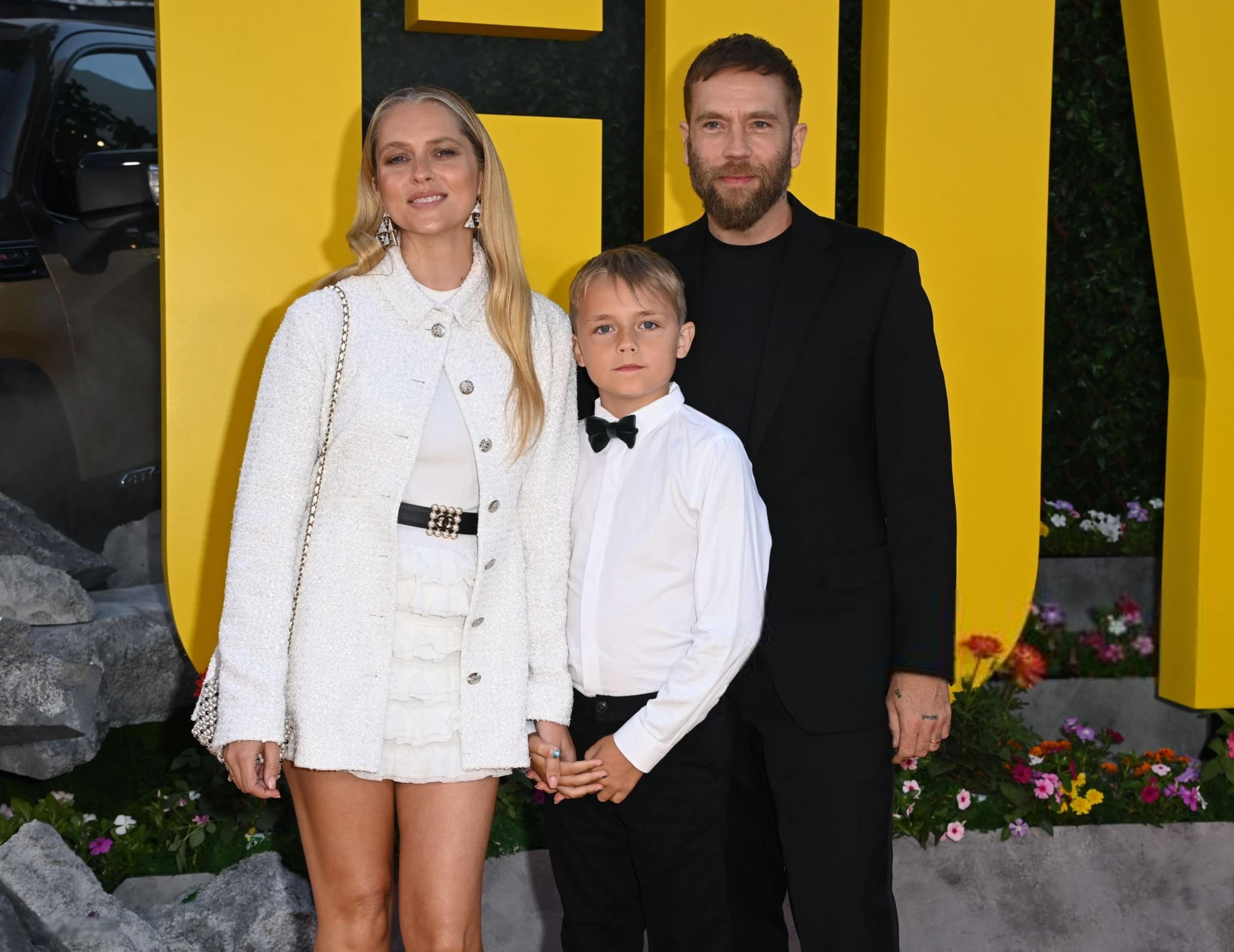 TheFallGuy_LAPremiere_RedCarpet24_Group_28829.jpg TheFallGuy_LAPremiere_RedCarpet24_Group_28829.jpg