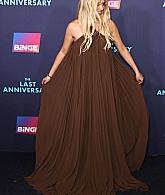 adoringteresapalmer_thelast_anniversary_281029.jpg