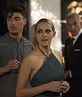 adoringteresap_222_stills_3.jpg