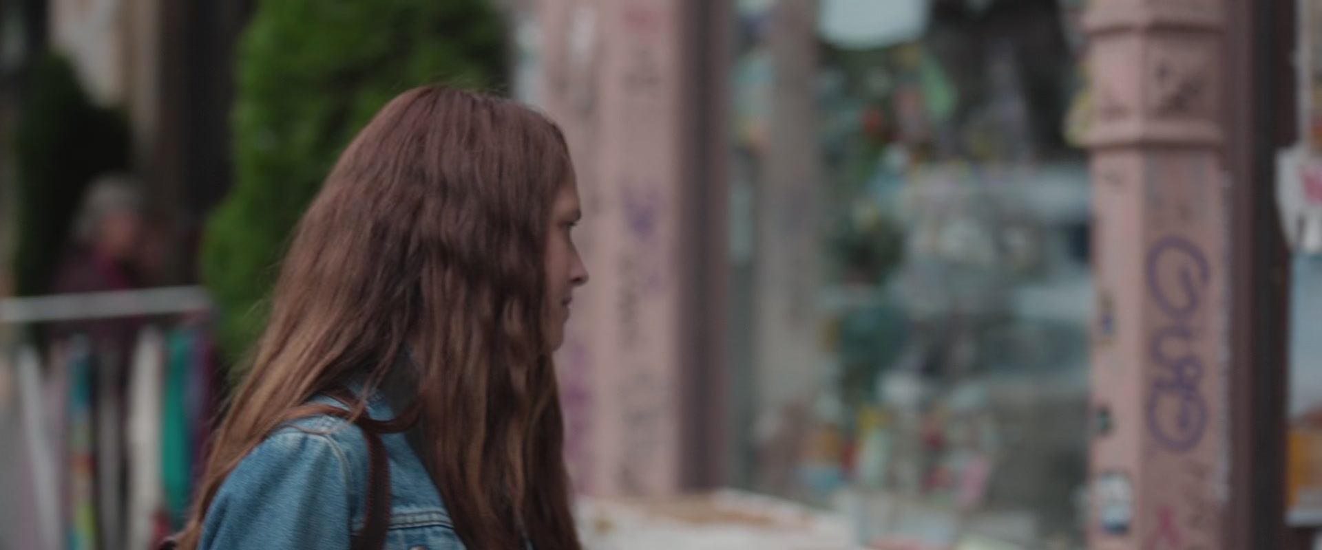 adoringteresap_berlinsyndrome_caps_0422.jpg