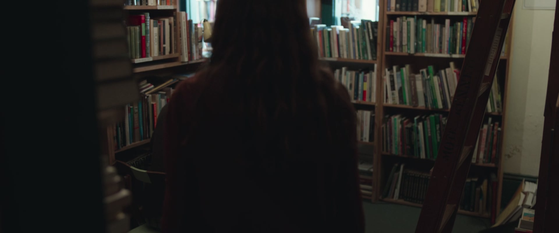 adoringteresap_berlinsyndrome_caps_1073.jpg