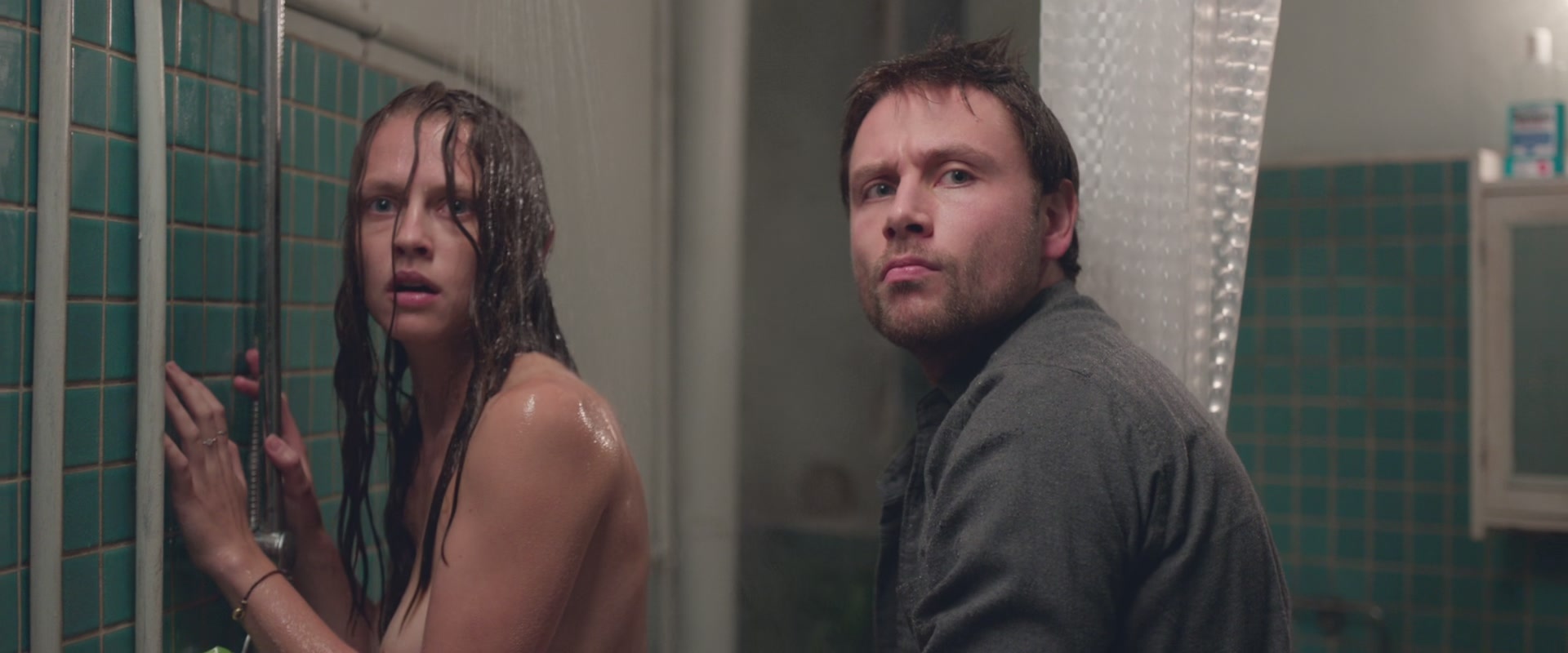 adoringteresap_berlinsyndrome_caps_2196.jpg adoringteresap_berlinsyndrome_caps_2196.jpg