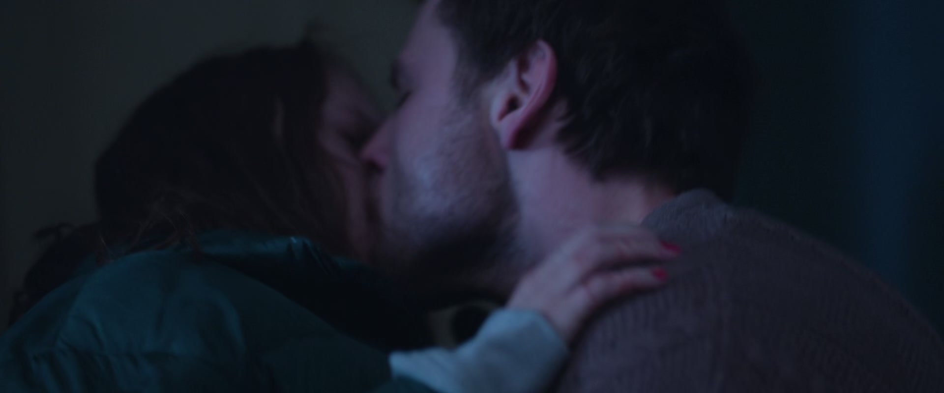 adoringteresap_berlinsyndrome_caps_2483.jpg adoringteresap_berlinsyndrome_caps_2483.jpg