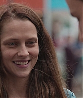 adoringteresap_berlinsyndrome_caps_0687.jpg