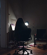 adoringteresap_berlinsyndrome_caps_2344.jpg