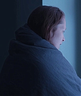 adoringteresap_berlinsyndrome_caps_2369.jpg