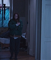 adoringteresap_berlinsyndrome_caps_2403.jpg