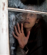 adoringteresap_berlinsyndrome_stills_008_0.jpg