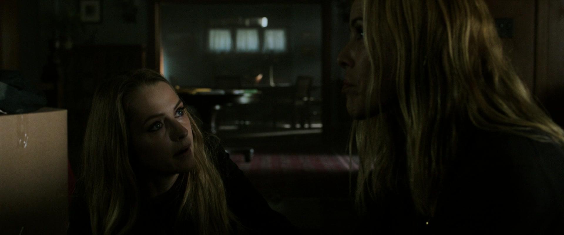 Lights_Out_2016_1080p_ATP_002828.jpg Lights_Out_2016_1080p_ATP_002828.jpg