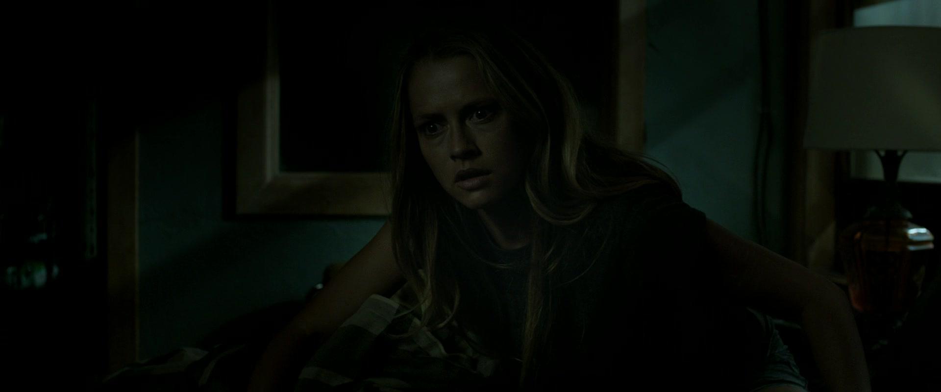 Lights_Out_2016_1080p_ATP_003380.jpg