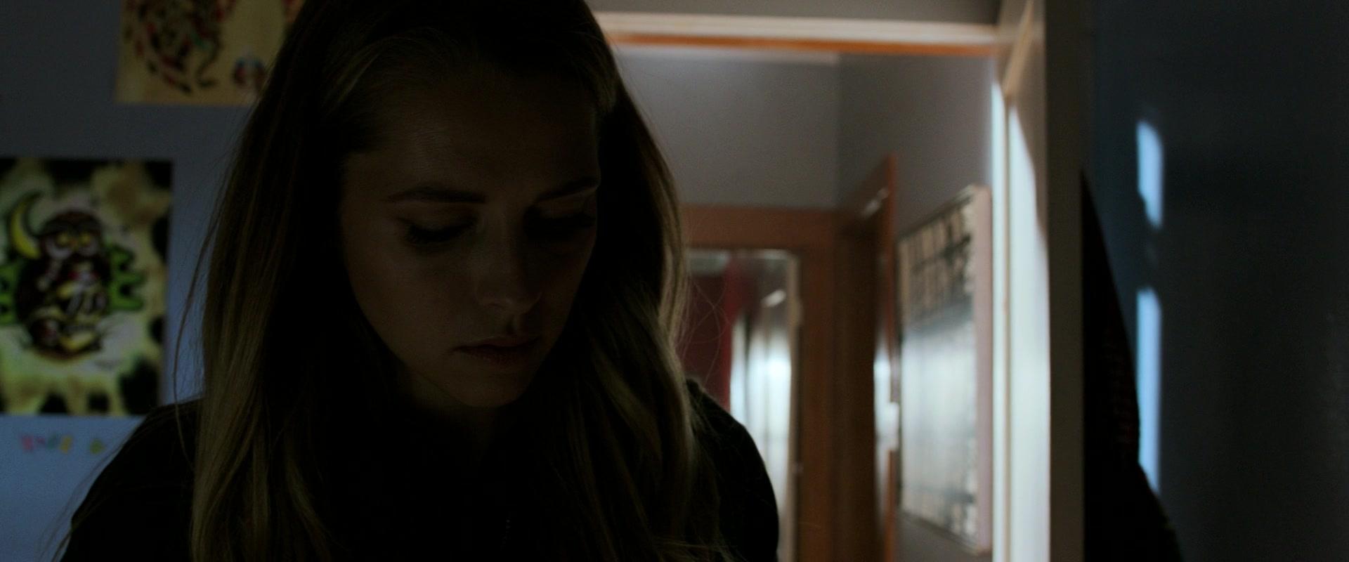 Lights_Out_2016_1080p_ATP_004980.jpg Lights_Out_2016_1080p_ATP_004980.jpg