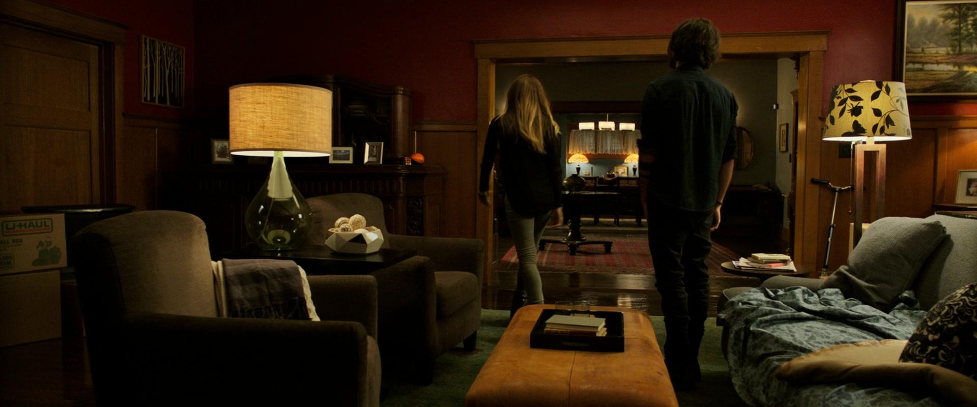 Lights_Out_2016_1080p_ATP_007339.jpg Lights_Out_2016_1080p_ATP_007339.jpg