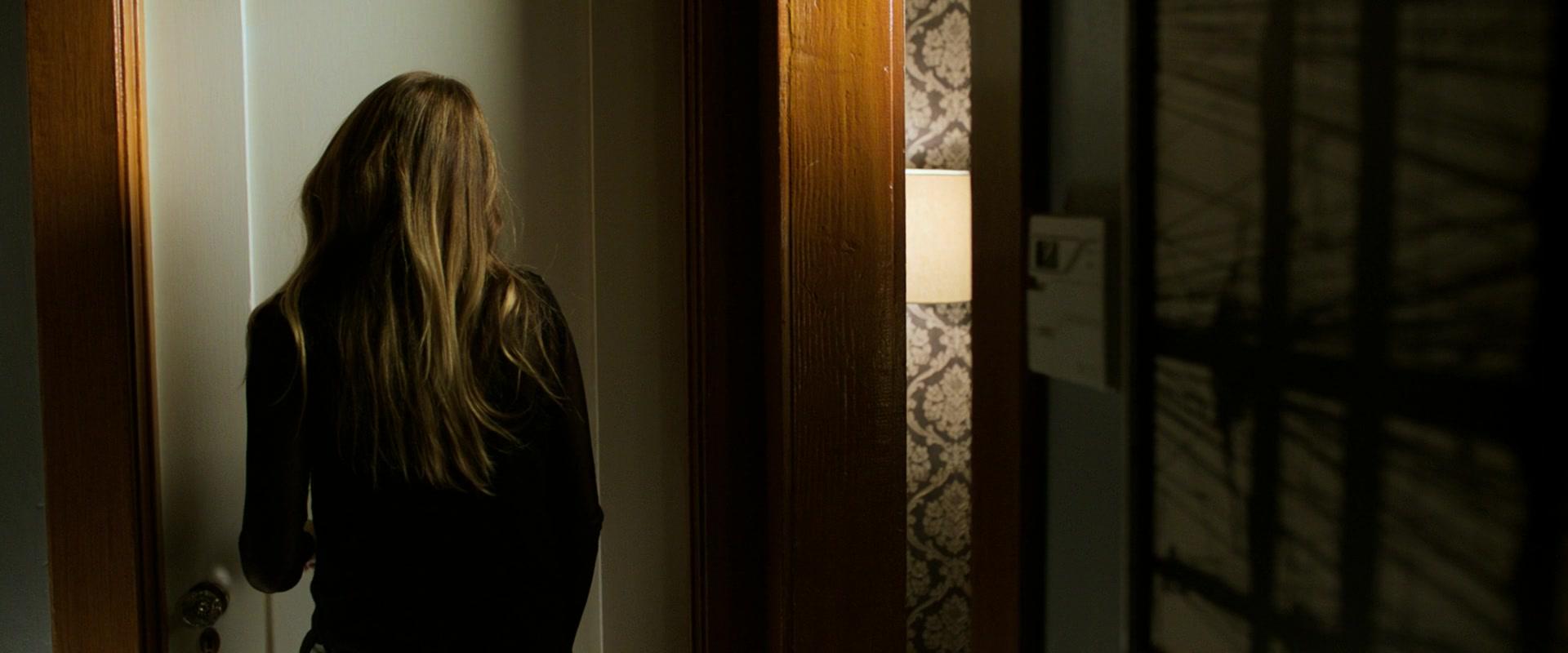 Lights_Out_2016_1080p_ATP_007400.jpg