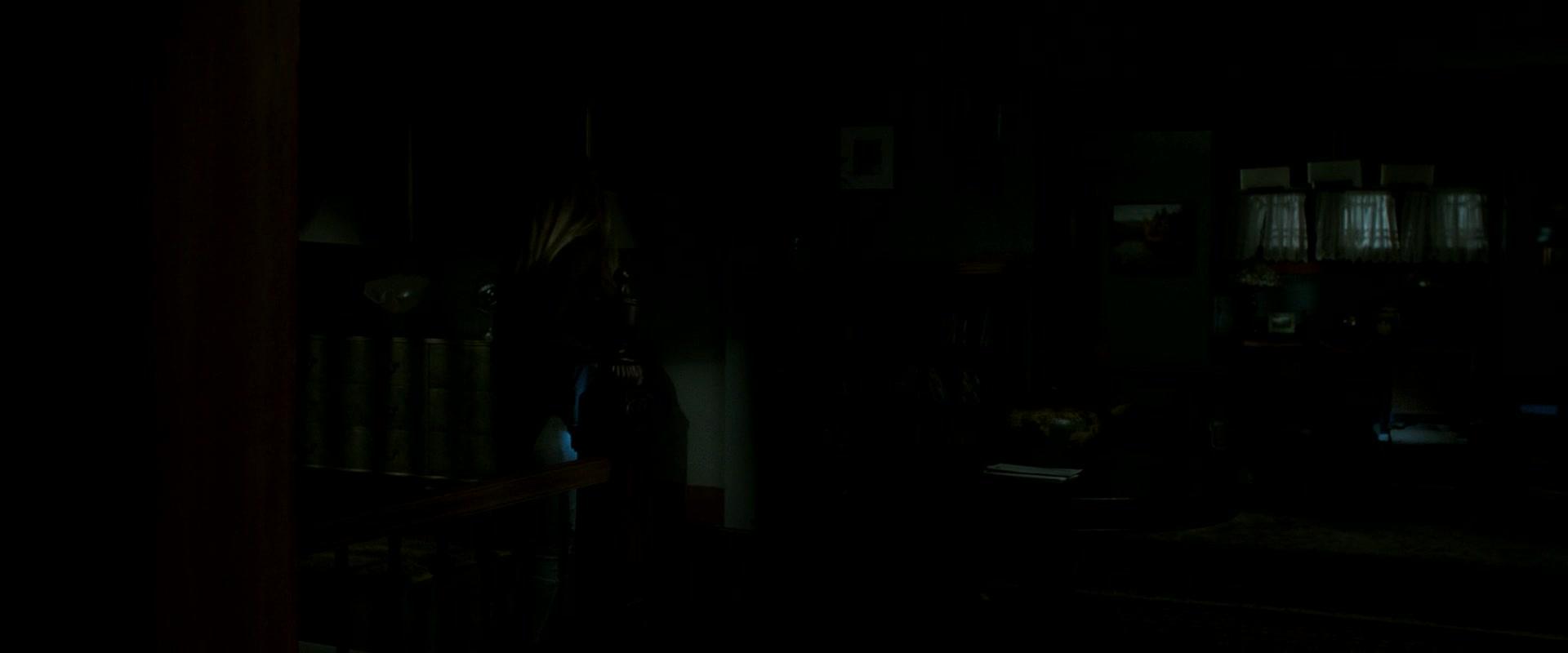 Lights_Out_2016_1080p_ATP_007937.jpg