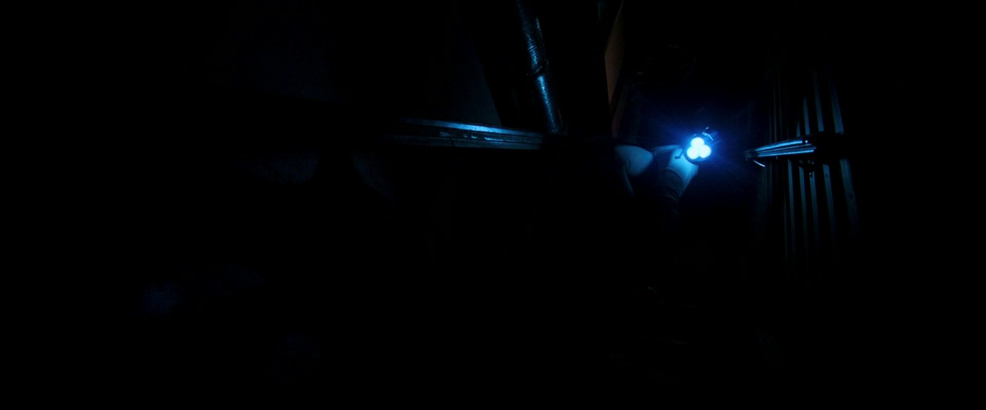 Lights_Out_2016_1080p_ATP_008689.jpg Lights_Out_2016_1080p_ATP_008689.jpg