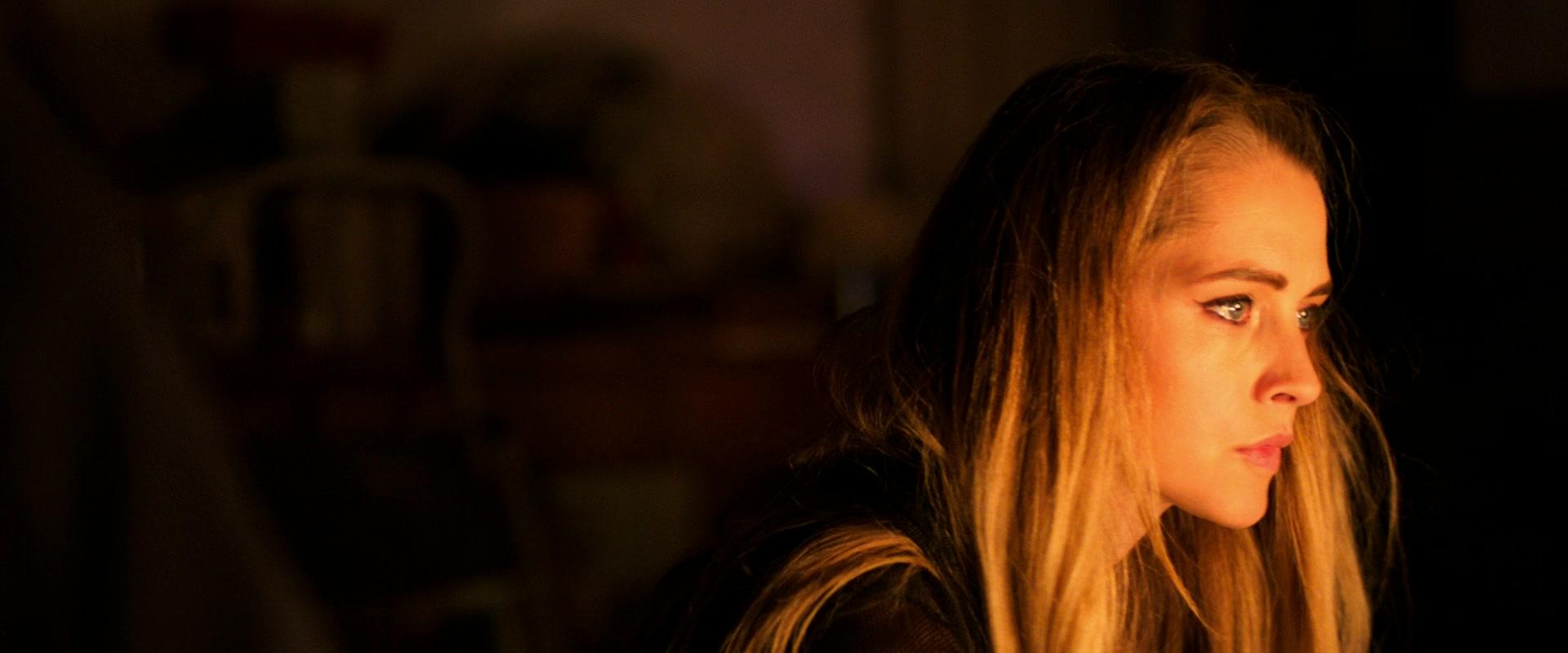 Lights_Out_2016_1080p_ATP_008882.jpg Lights_Out_2016_1080p_ATP_008882.jpg