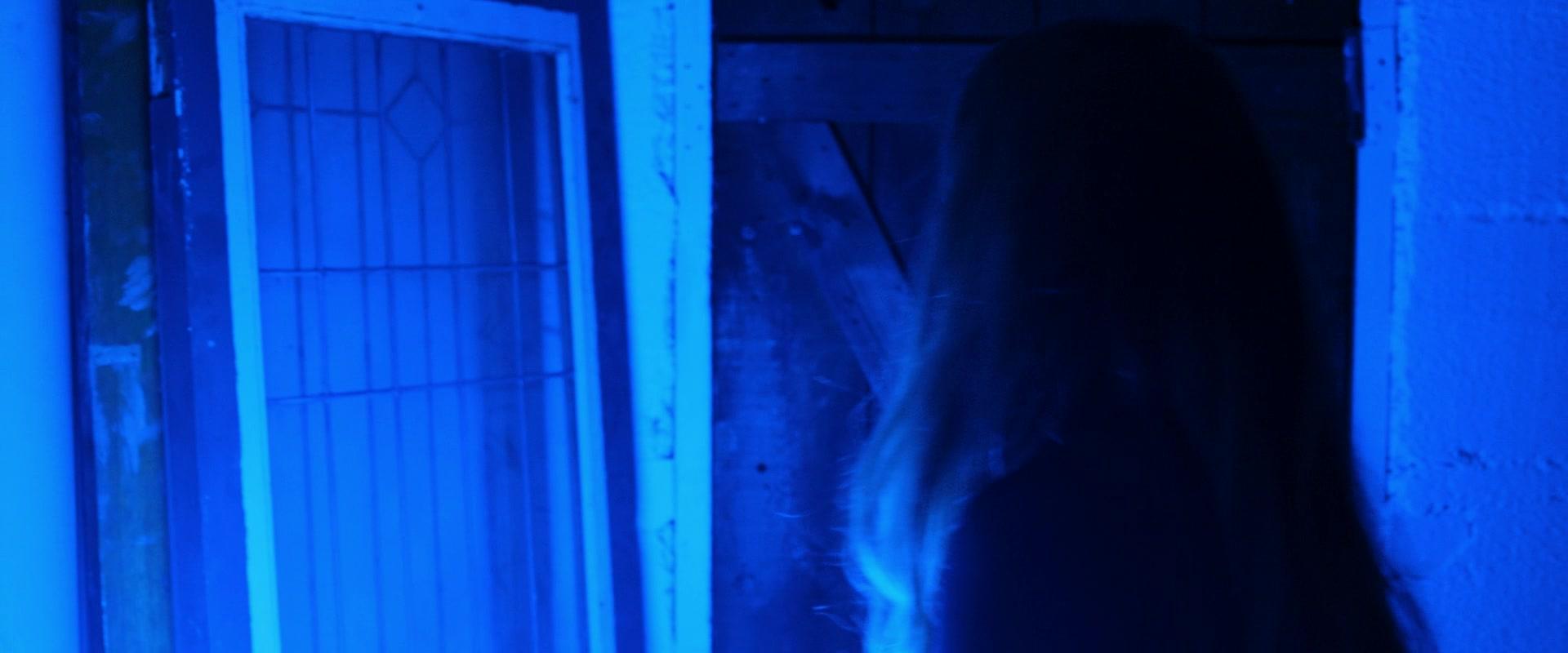 Lights_Out_2016_1080p_ATP_009095.jpg