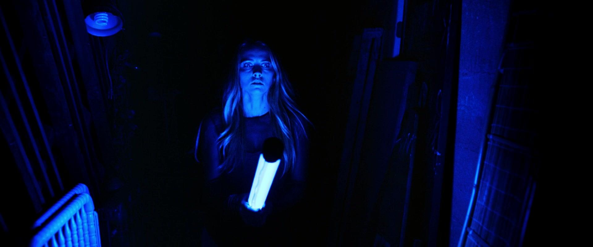 Lights_Out_2016_1080p_ATP_009174.jpg