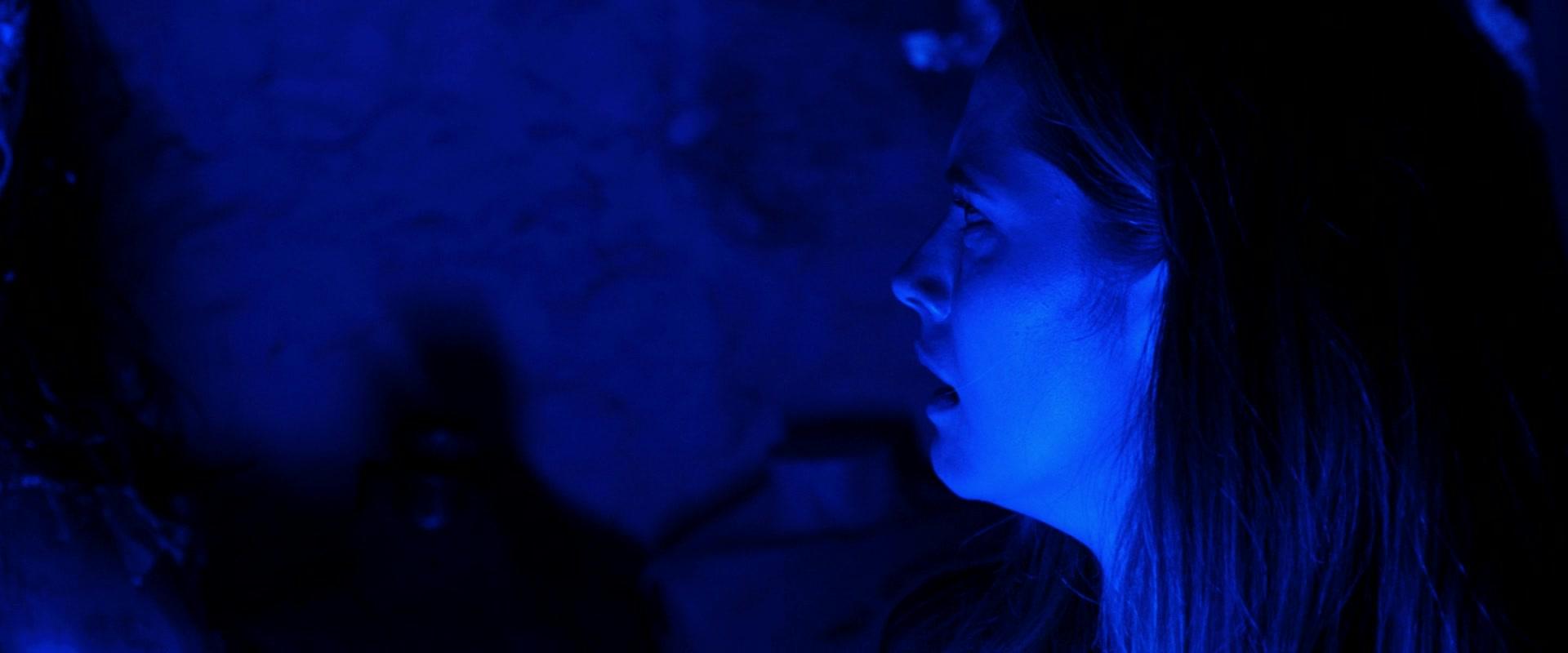 Lights_Out_2016_1080p_ATP_009388.jpg