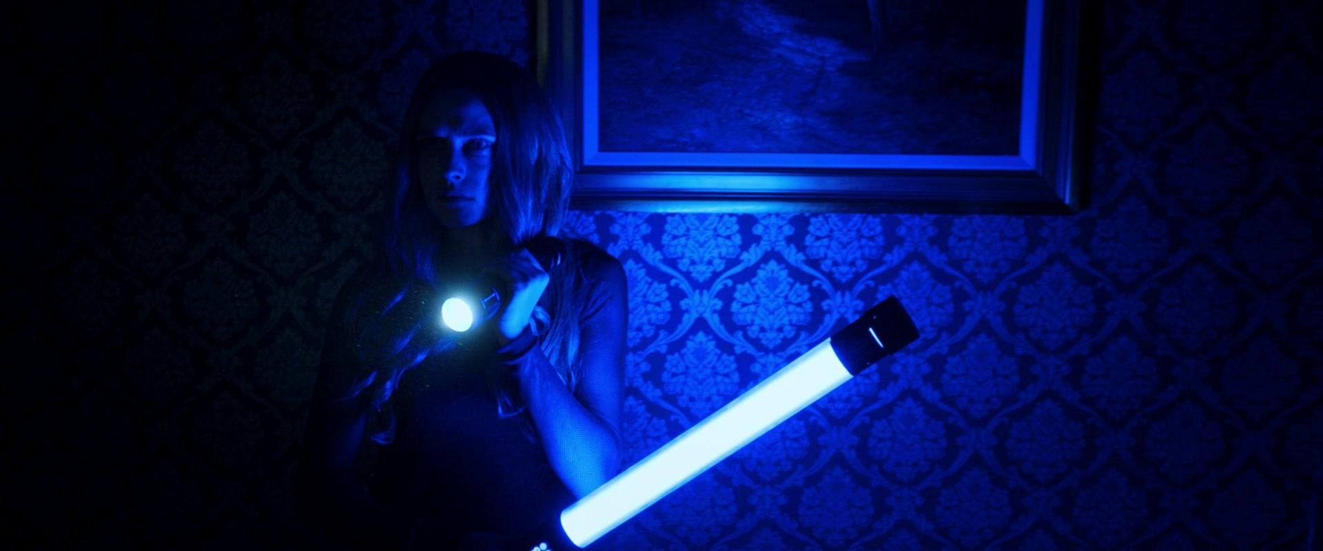 Lights_Out_2016_1080p_ATP_010059.jpg