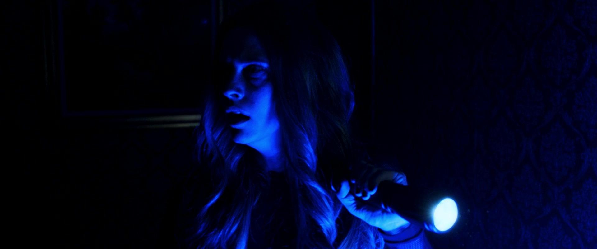 Lights_Out_2016_1080p_ATP_010095.jpg