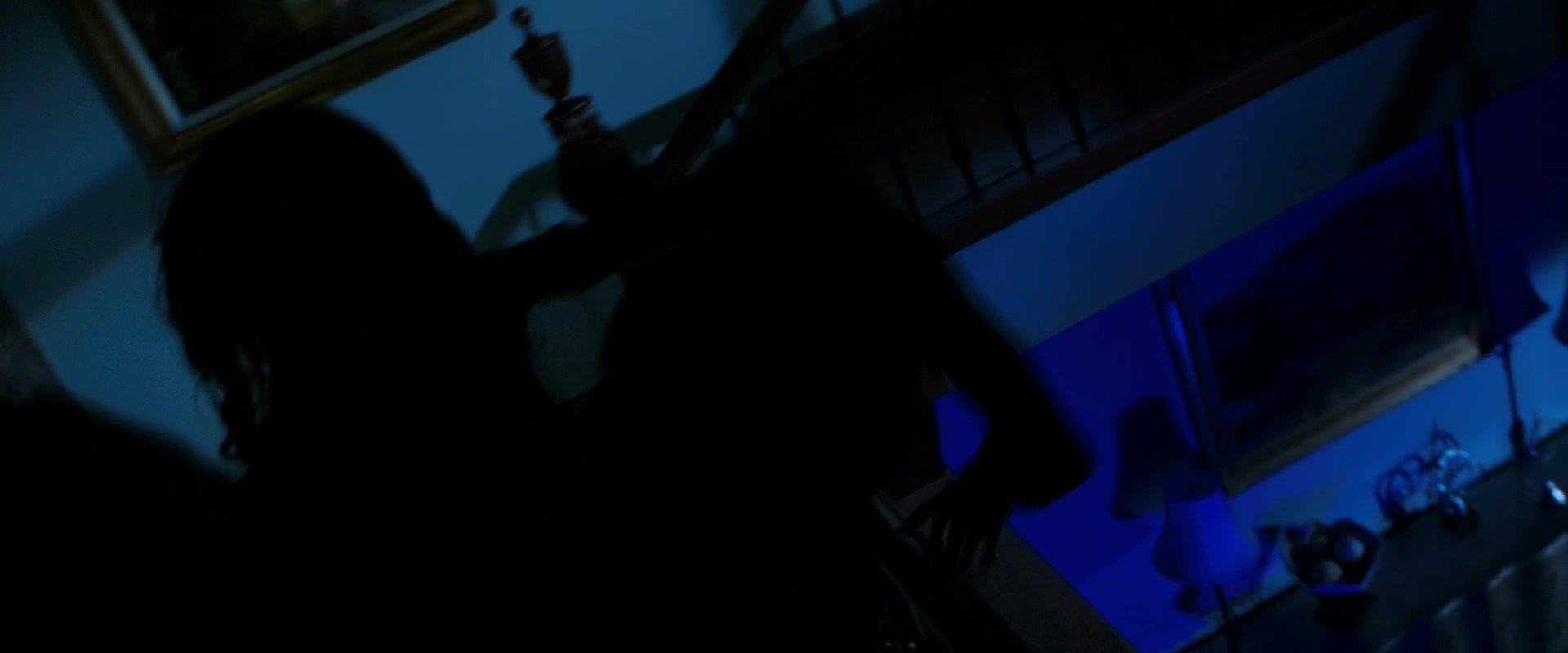 Lights_Out_2016_1080p_ATP_010151.jpg Lights_Out_2016_1080p_ATP_010151.jpg