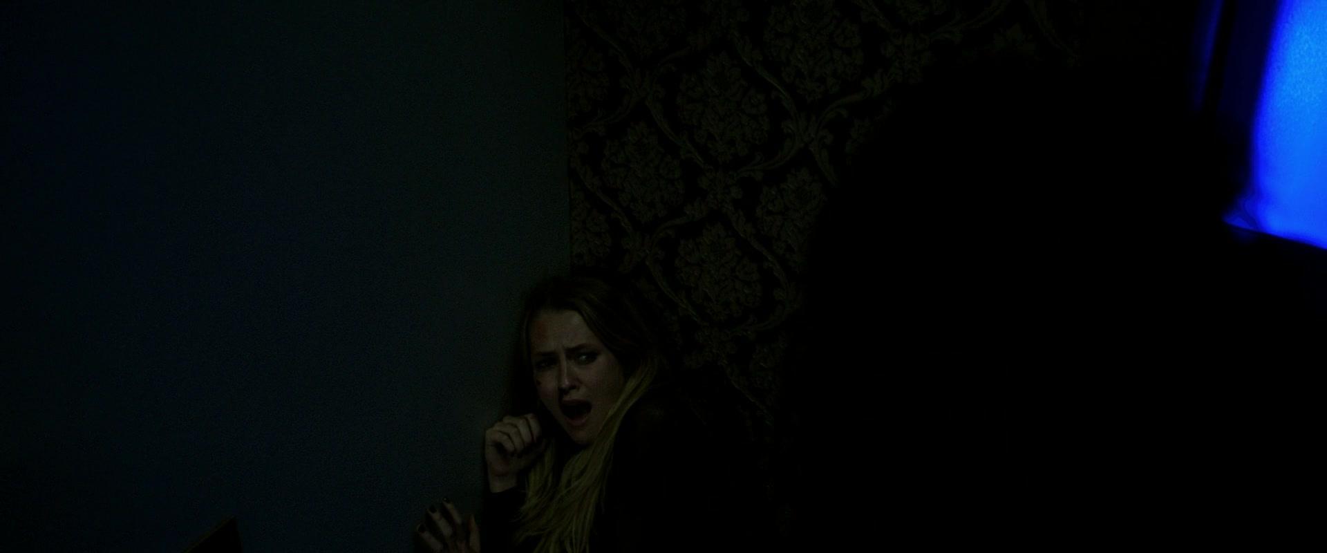 Lights_Out_2016_1080p_ATP_010190.jpg