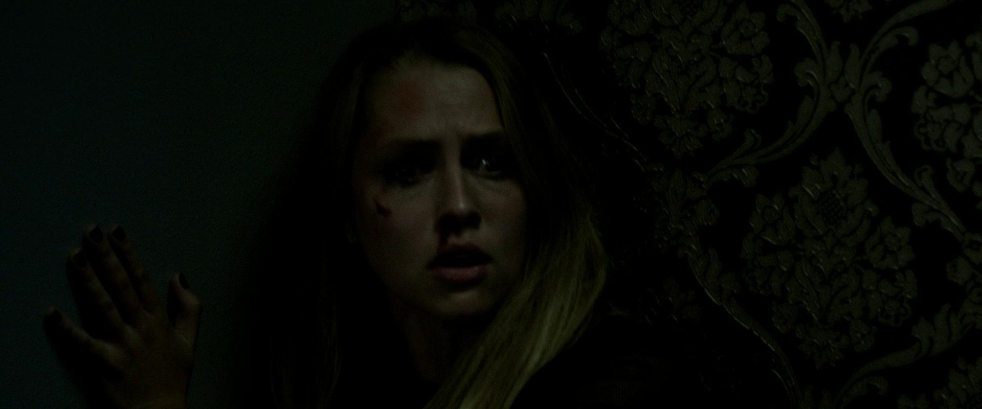 Lights_Out_2016_1080p_ATP_010248.jpg Lights_Out_2016_1080p_ATP_010248.jpg