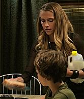 Lights_Out_2016_1080p_ATP_003144.jpg