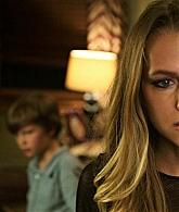 Lights_Out_2016_1080p_ATP_006236.jpg