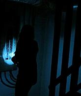 Lights_Out_2016_1080p_ATP_008066.jpg