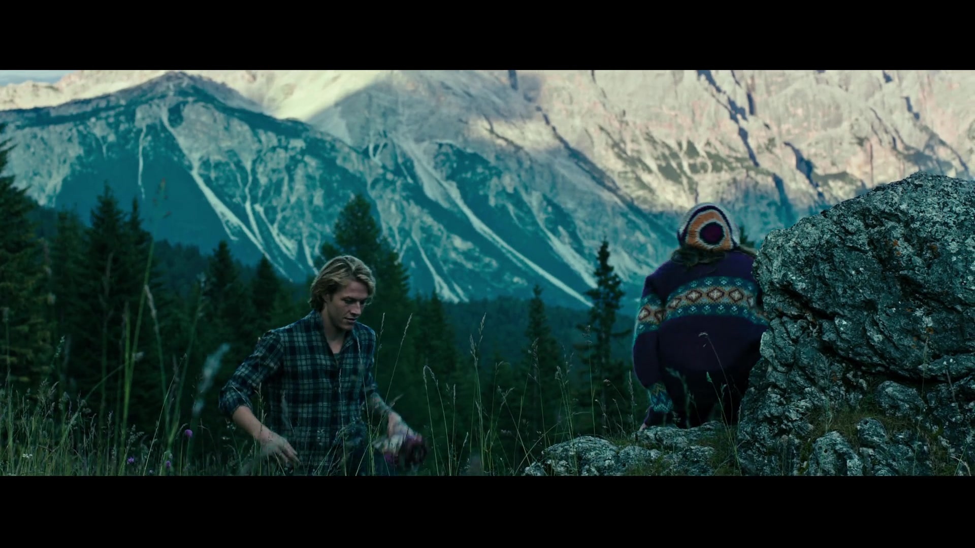 adoringteresap_pointbreak_caps_0404.jpg