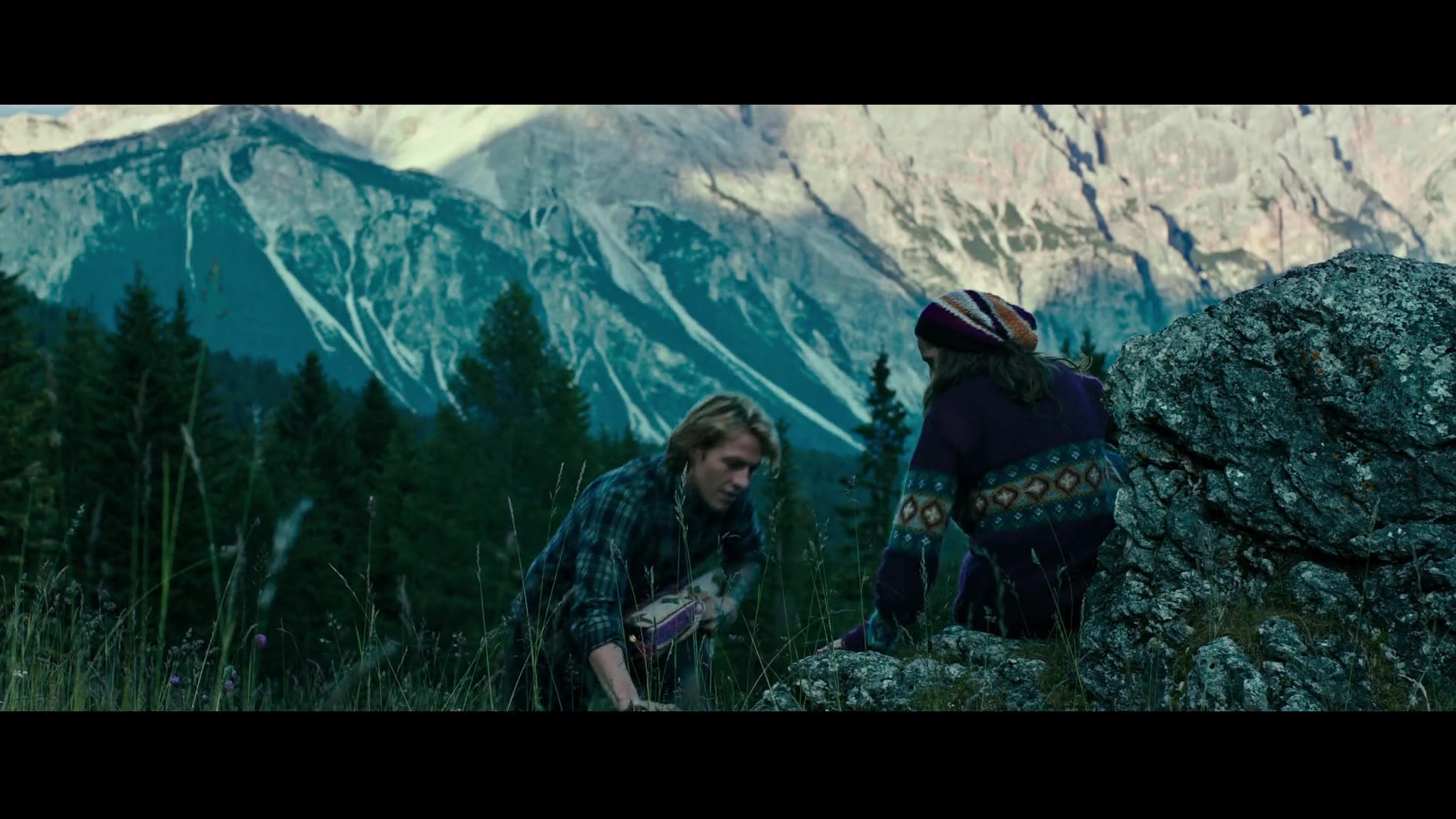 adoringteresap_pointbreak_caps_0406.jpg