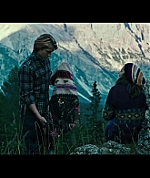 adoringteresap_pointbreak_caps_0410.jpg