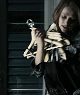 adoringteresap_restraint_caps_0104.jpg