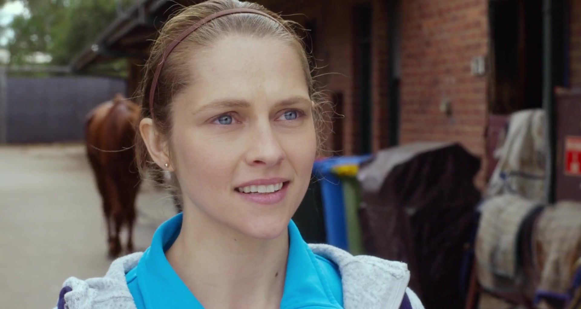 adoringteresap_ridelikeagirl_caps_1157.jpg