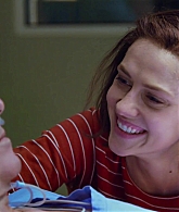 adoringteresap_ridelikeagirl_caps_3294.jpg