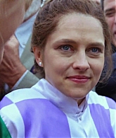 adoringteresap_ridelikeagirl_caps_4167.jpg