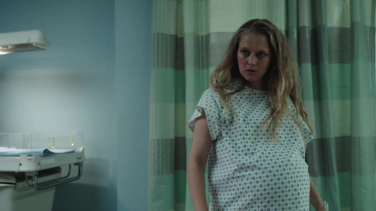 adoringteresap_shadowwoman_caps_0164.jpg