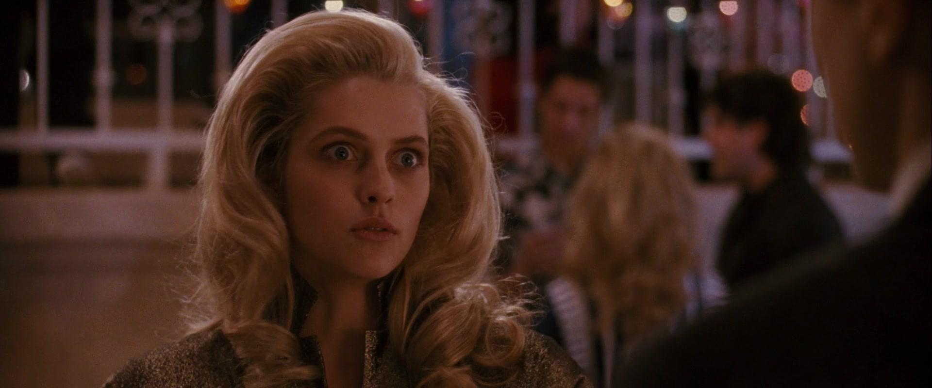 Take_Me_Home_Tonight_2011_1080p__04294.jpg Take_Me_Home_Tonight_2011_1080p__04294.jpg