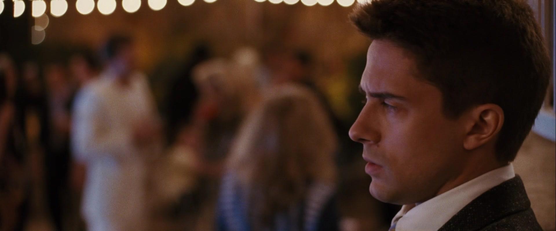 Take_Me_Home_Tonight_2011_1080p__04833.jpg
