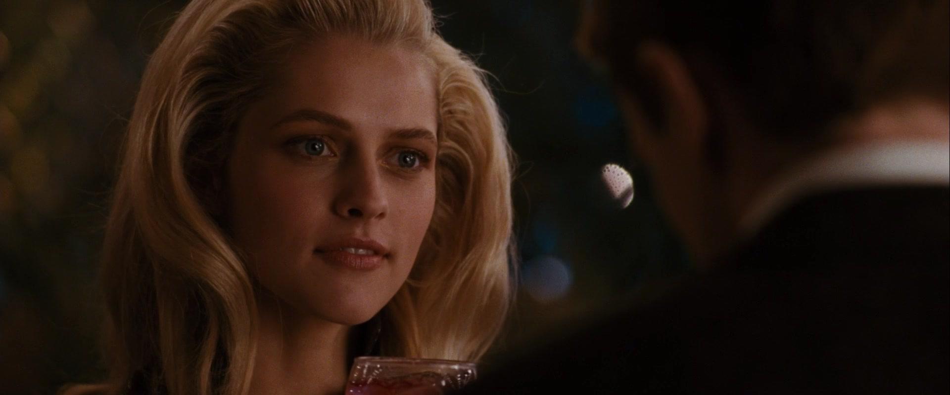 Take_Me_Home_Tonight_2011_1080p__05000.jpg
