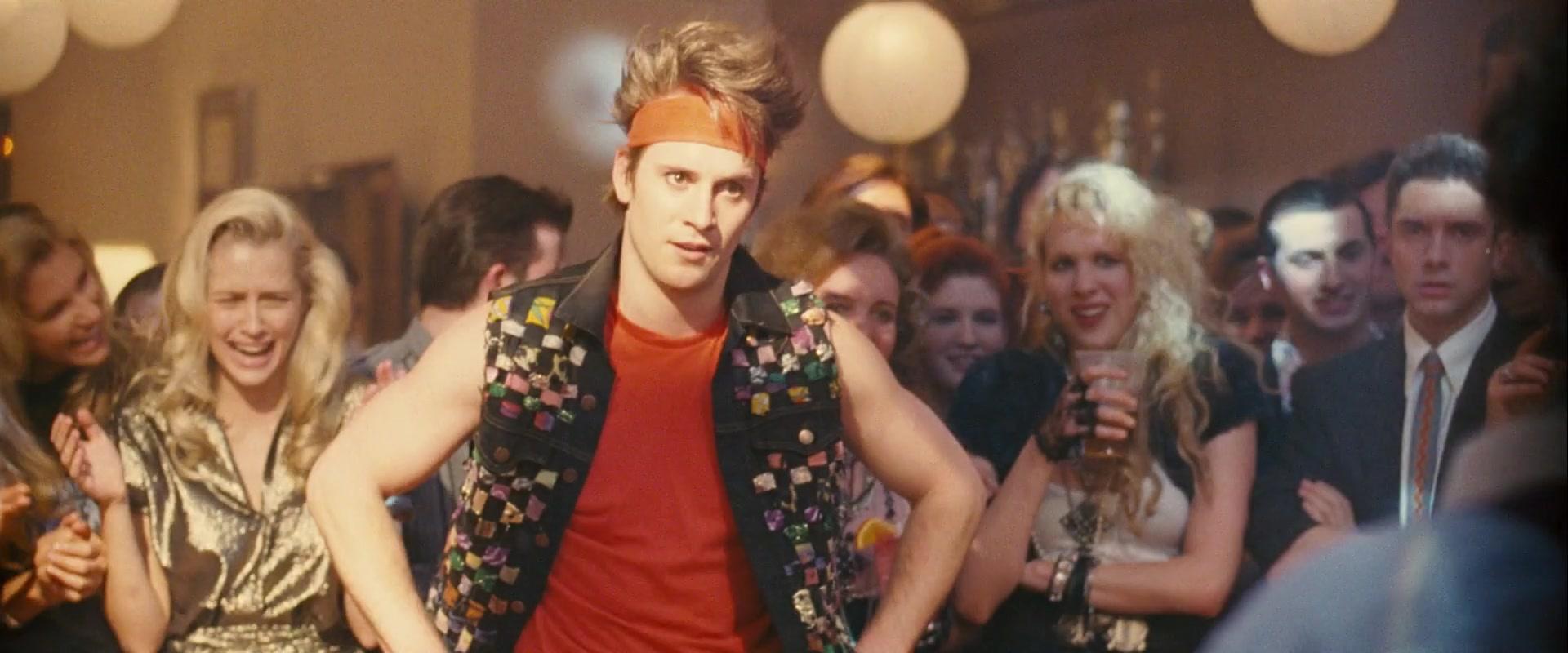 Take_Me_Home_Tonight_2011_1080p__05183.jpg Take_Me_Home_Tonight_2011_1080p__05183.jpg