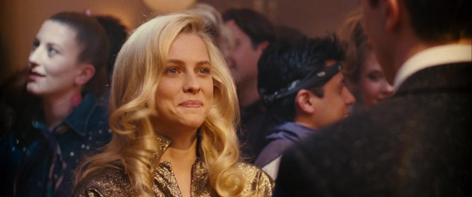 Take_Me_Home_Tonight_2011_1080p__05530.jpg Take_Me_Home_Tonight_2011_1080p__05530.jpg