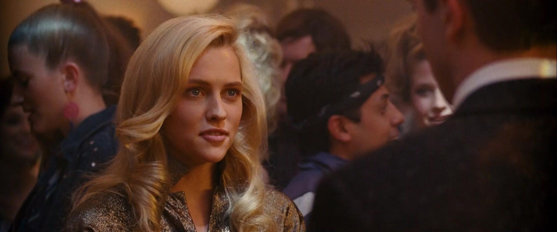 Take_Me_Home_Tonight_2011_1080p__05540.jpg